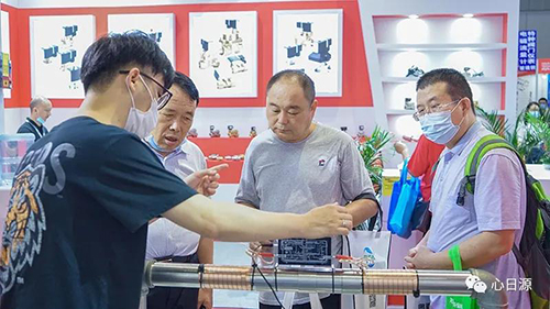 上海國(guó)際水展心日源展位花絮3