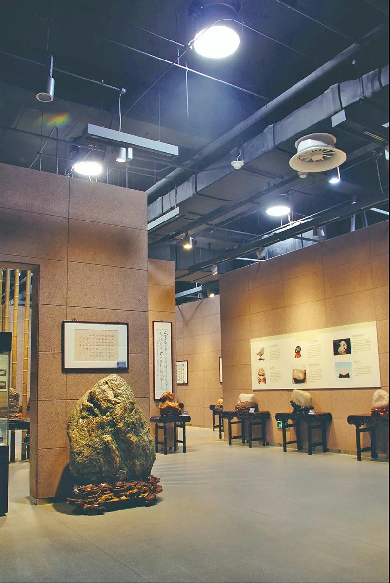 導(dǎo)光管照明案例中華賞石園