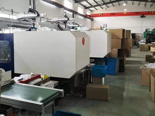 注塑機(jī)水垢怎么清洗，心日源給你不一樣的解決方案